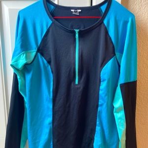 Roxy NWOT rash guard